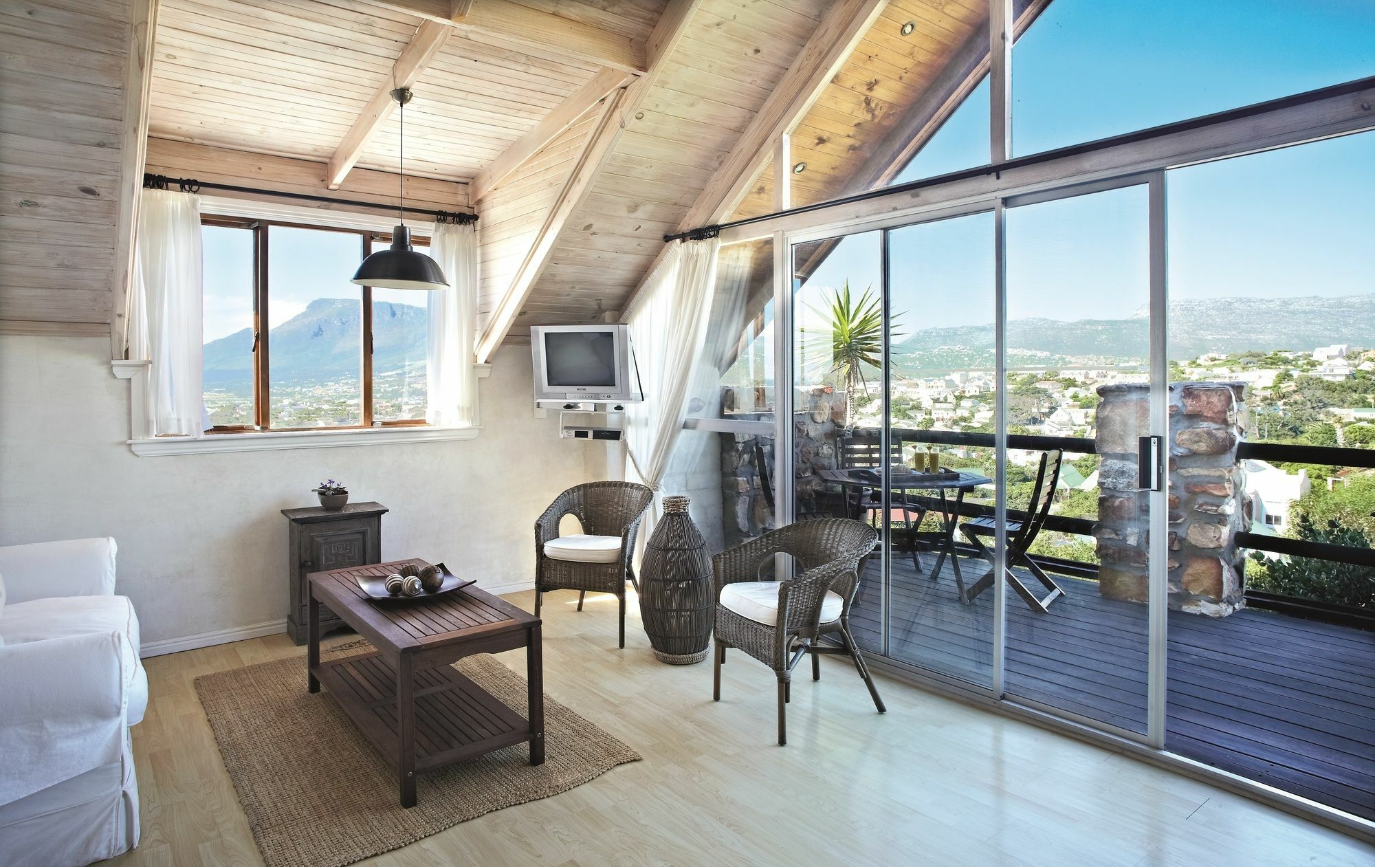 African Violet Guest Suites Noordhoek Exterior foto